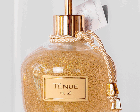 Sabonete líquido com glitter: um toque especial para seu lavabo